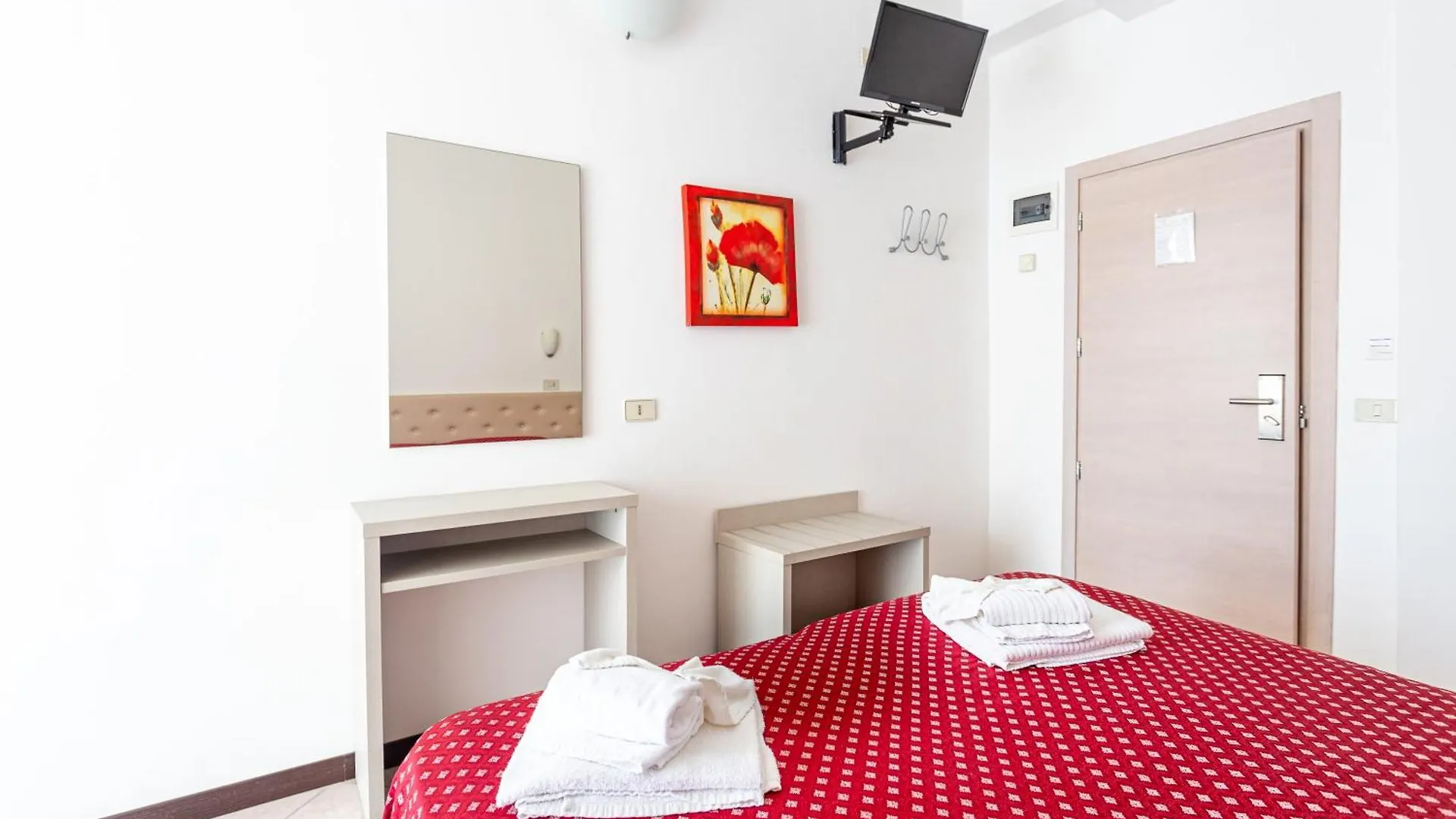 Hotel Blumen Rimini 3*,