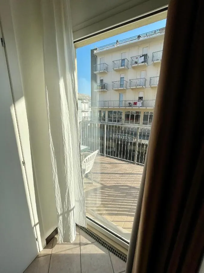 Hotel Blumen Rimini 3*,