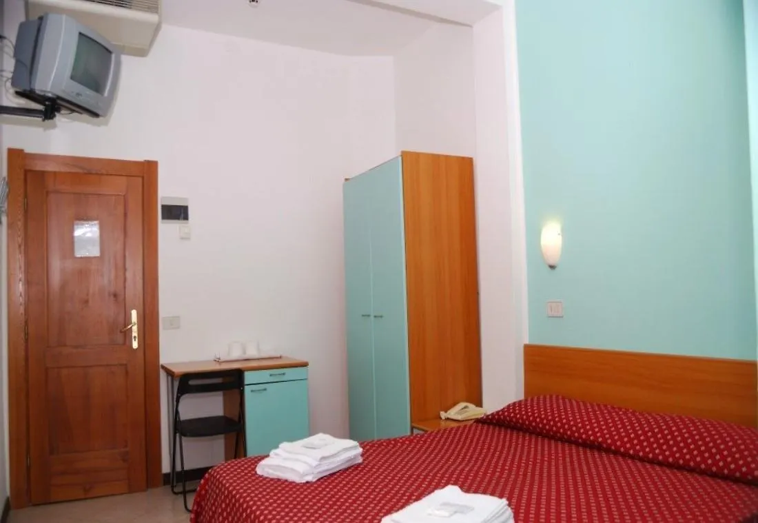 Hotel Blumen Rimini 3*,  Italia